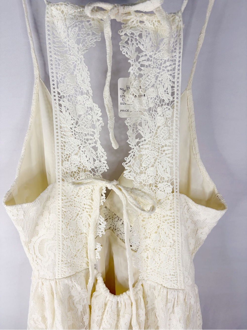 Joyfolie Marline Dress Cream Lace High-Low Halter Open Back Women’s Size Small - Picture 2 of 12